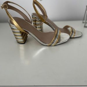 Ladies heel sandals
